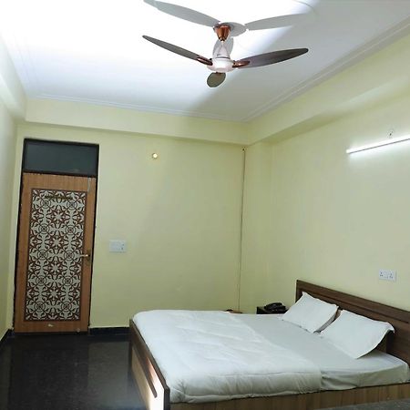 Hotel O Dream Residency Narela Extérieur photo